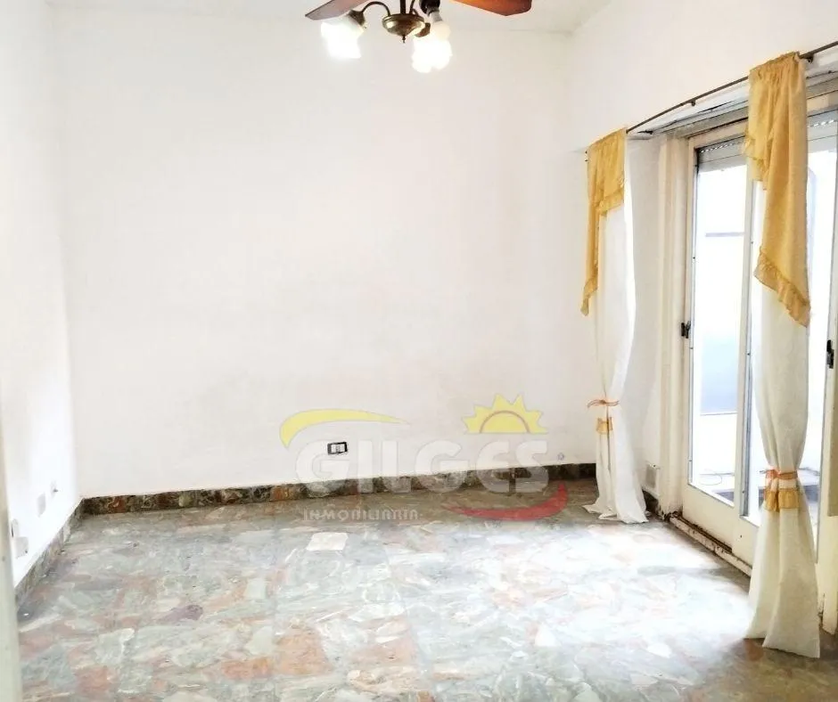 Departamento en ROSALES al 200, Ramos Mejia