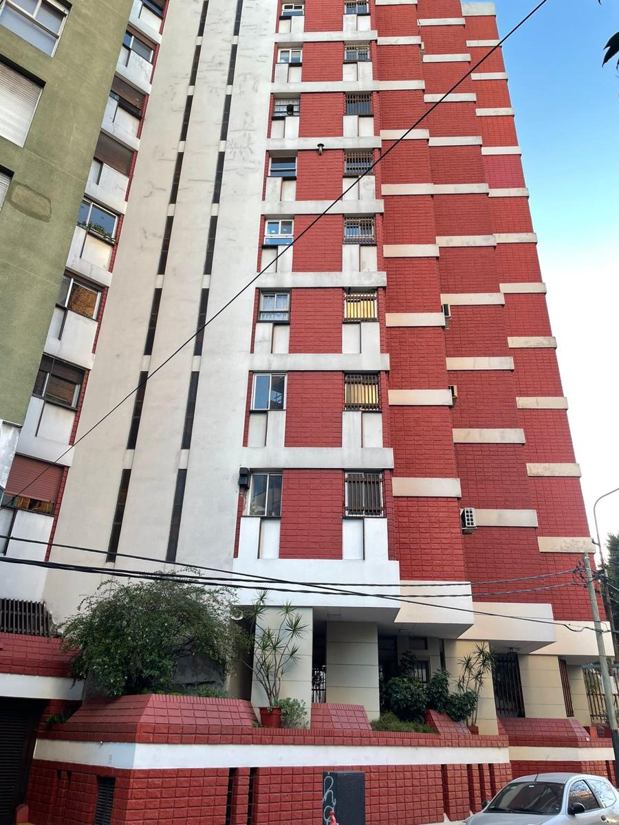 Departamento en ALSINA  al 100