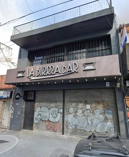 Local en MORENO 200