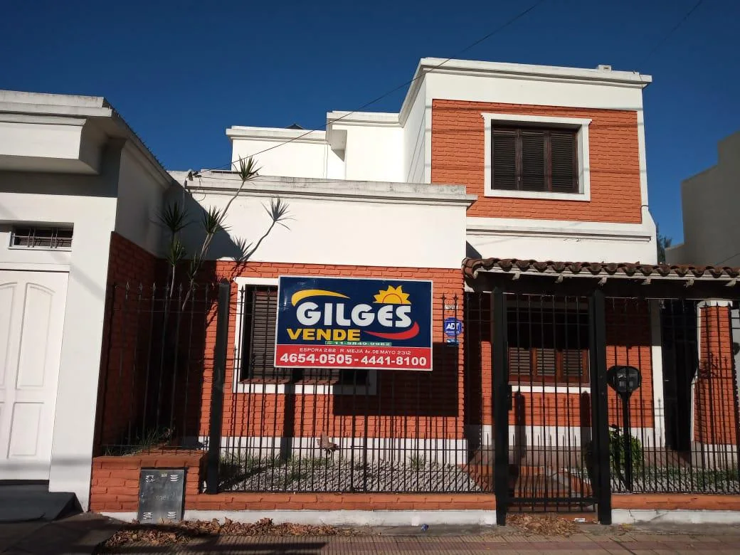 Casa en CASTELLI al 200