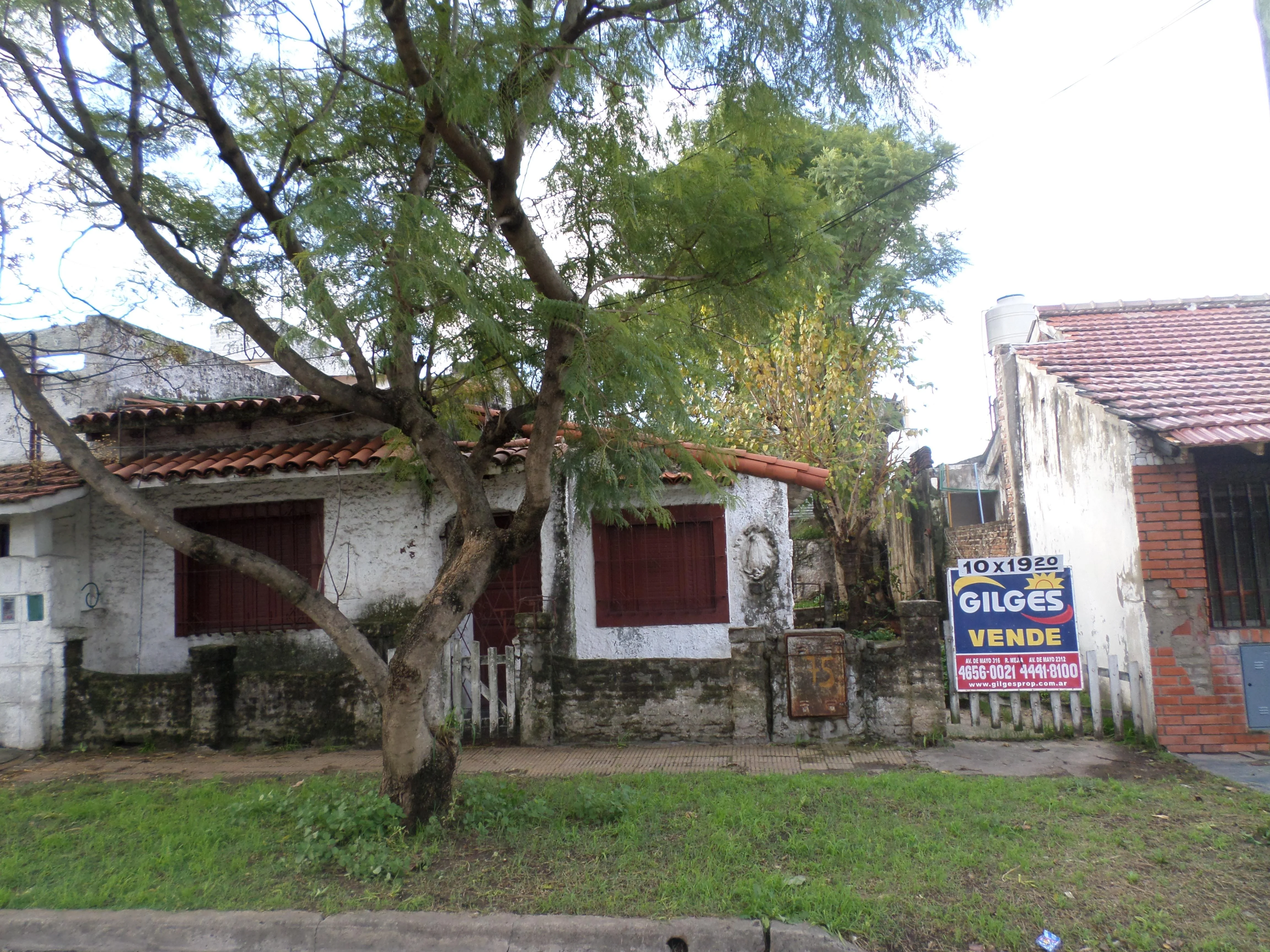 Casa en ATUEL 75