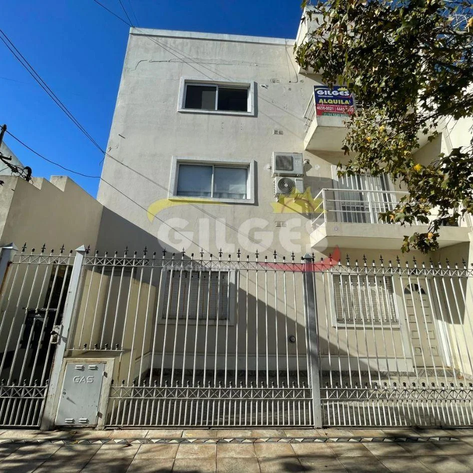 Departamento en MAESTRA LASCANO  al 400