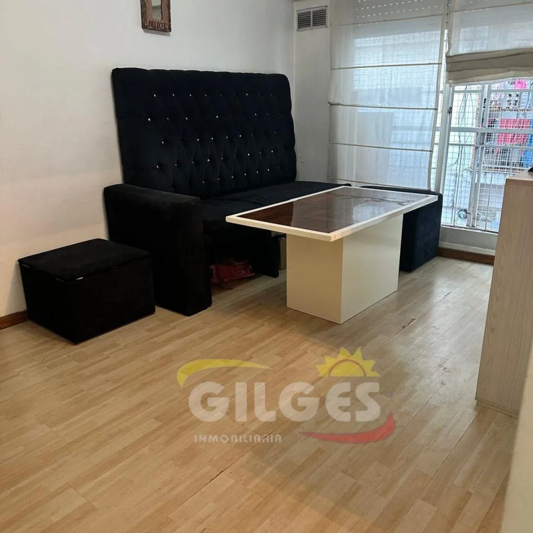 Departamento en NECOCHEA  al 400