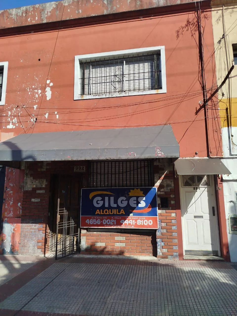 Local en EVA PERON  al 900