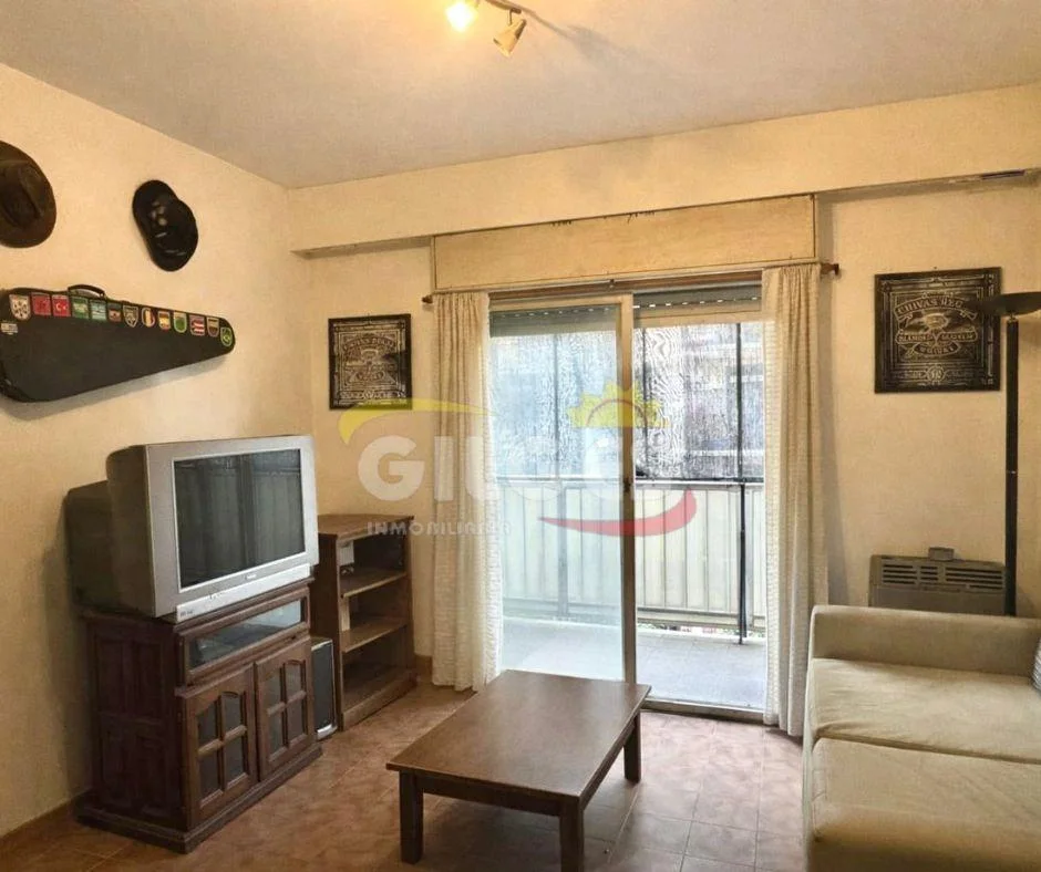 Departamento en MAIPU  al 4400