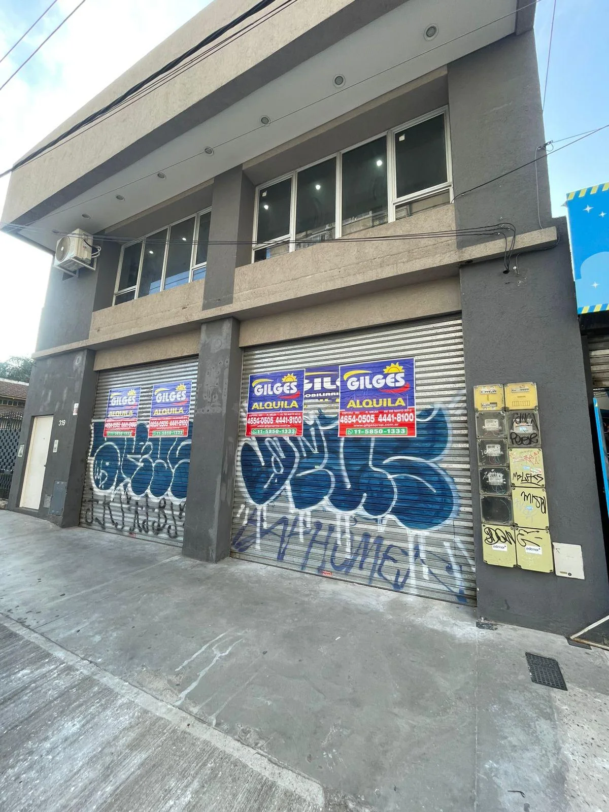 Local en GAONA al 300