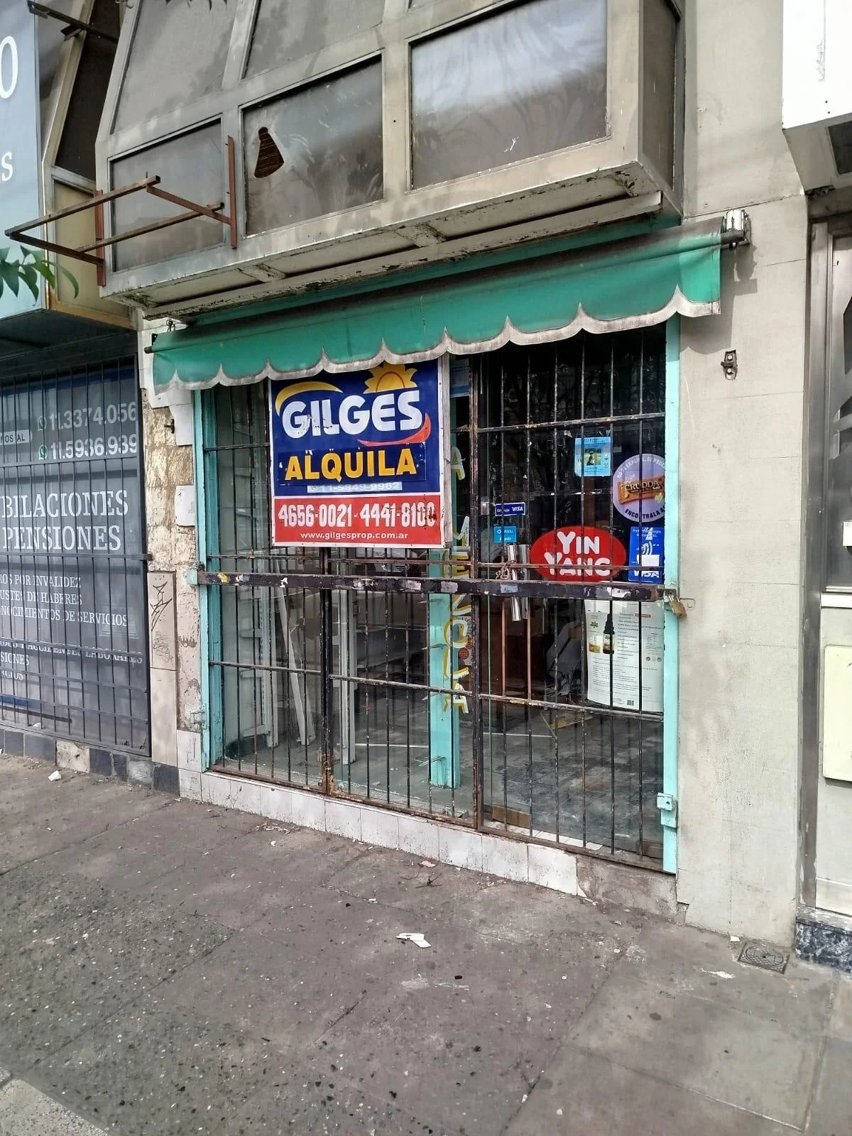 Local en ILLIA  al 2400