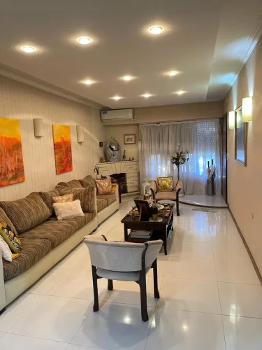 Casa en AV DE MAYO  al 2500