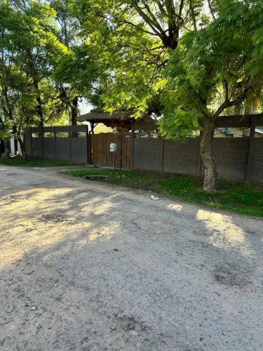 Quinta en J. MANUEL ESTRADA  al 1400