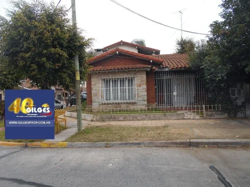 Casa en BERON DE ASTRADA al 1700