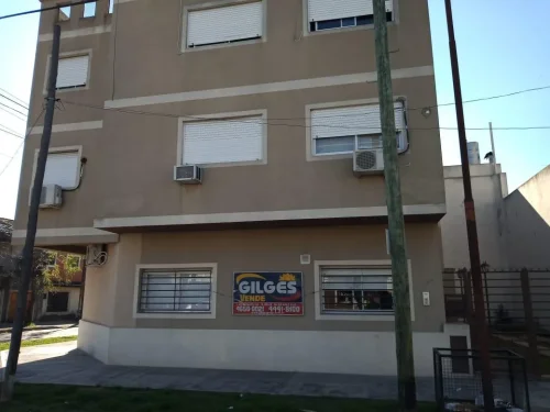 Departamento en COLON al 1300