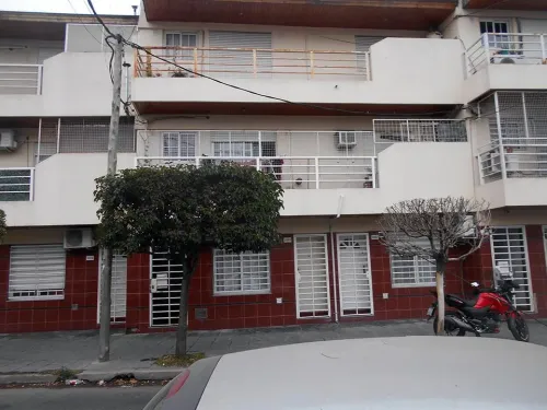 Departamento en GENOVA  al 3800