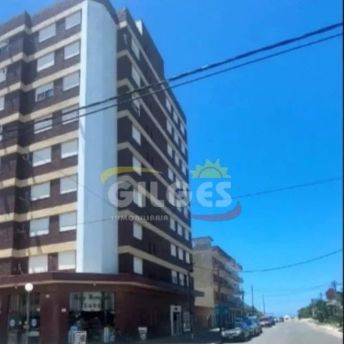 Departamento en SARMIENTO  95