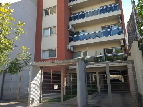 Departamento en BROWN al 200