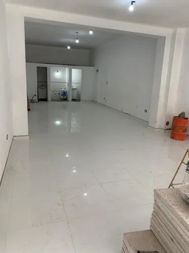 Local en GRAL. ACHA  al 500