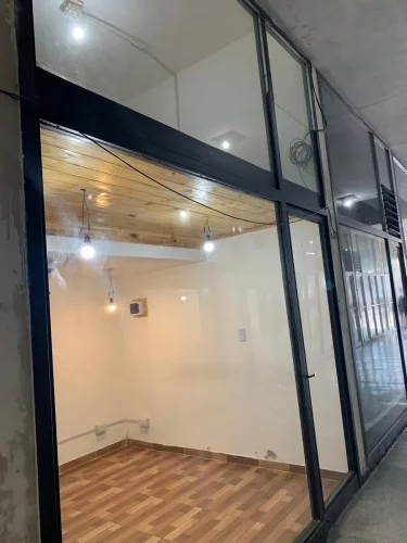 Local en AV. RIVADAVIA al 12600