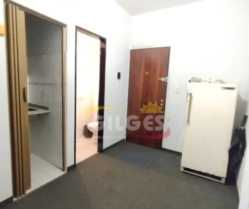 Local en PERON  al 200