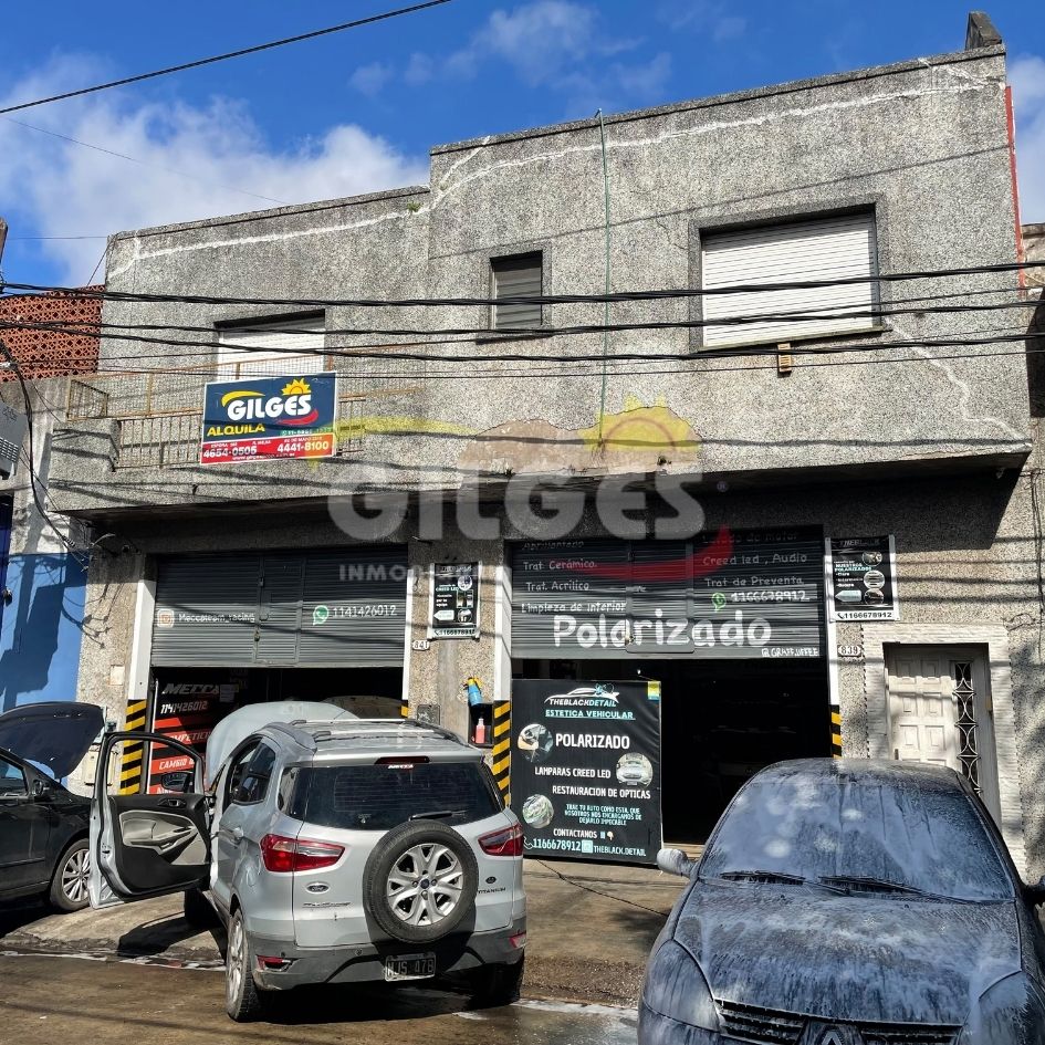 DEPARTAMENTO 4 AMBIENTES + BALCON, PATIO Y TERRAZA 100M² EN RAMOS MEJIA