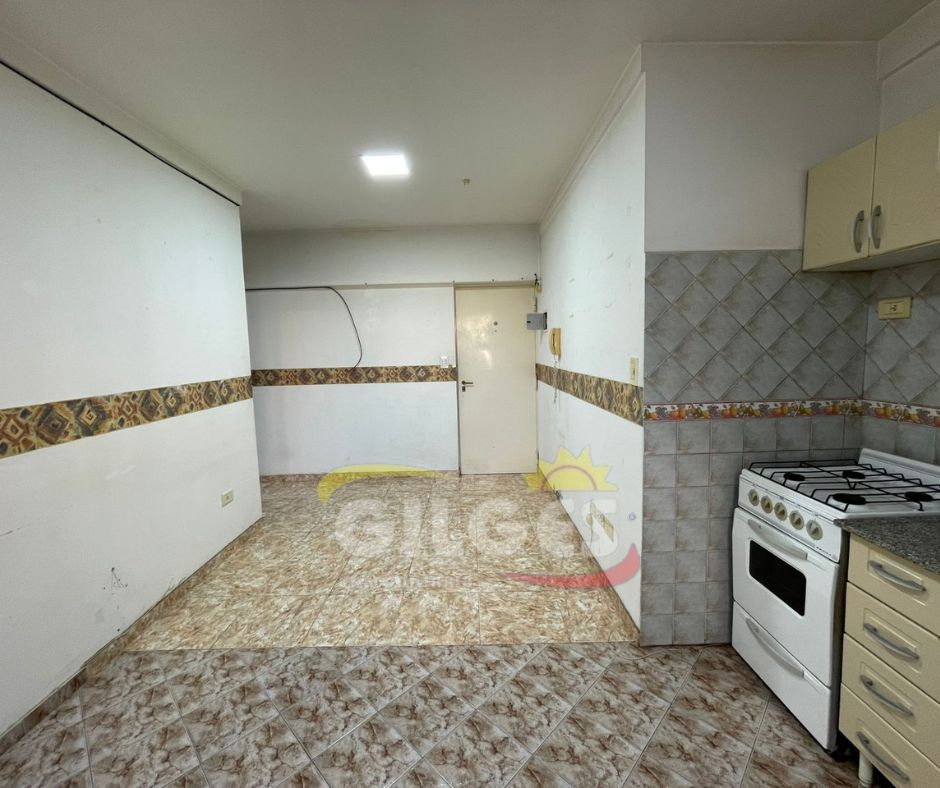 Oportunidad! depto 2 amb  en venta, apto profesional