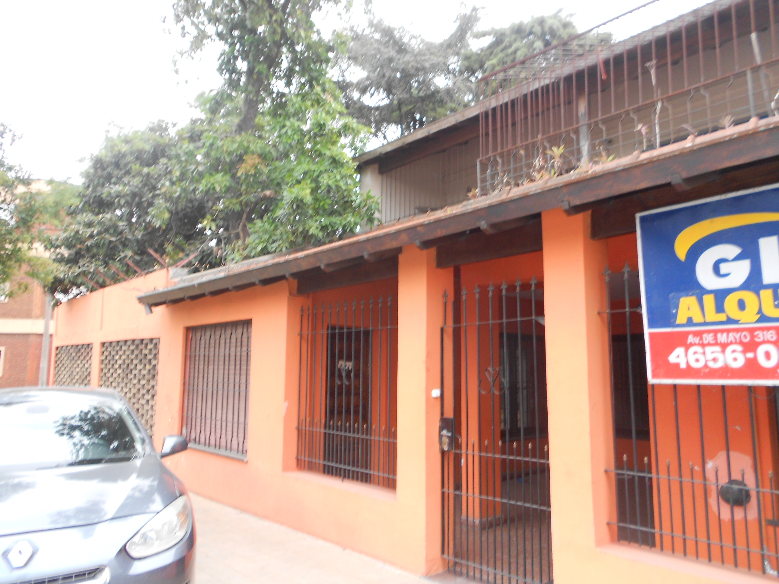CASA EN ALQUILER – USO COMERCIAL – SAN JUSTO