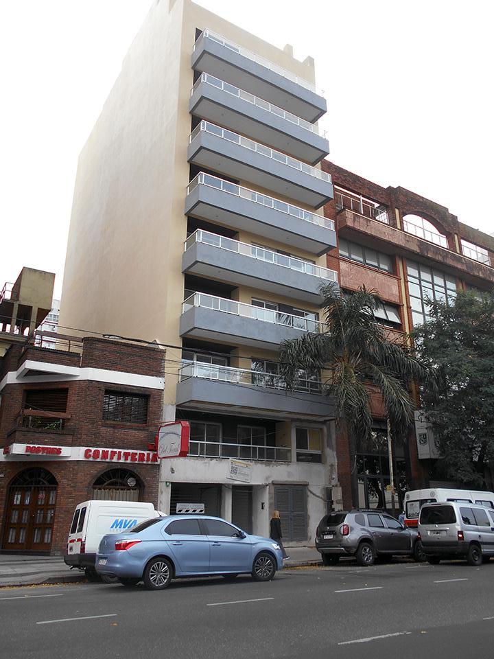 Oficina en DIRECTORIO  al 2900, Flores