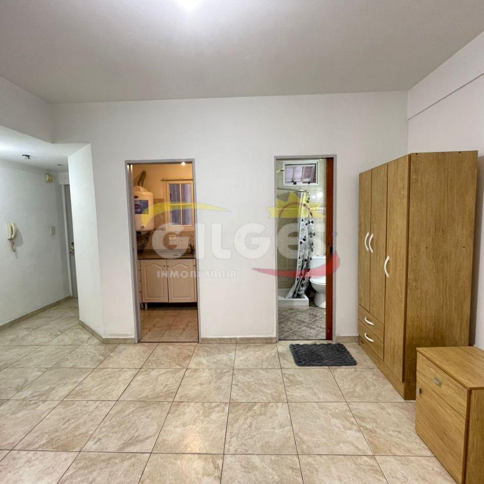 Departamento en BOLIVAR al 400, Ramos Mejia